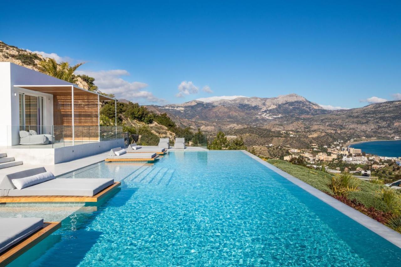 Istia Luxury Villas 卡尔帕索斯 外观 照片